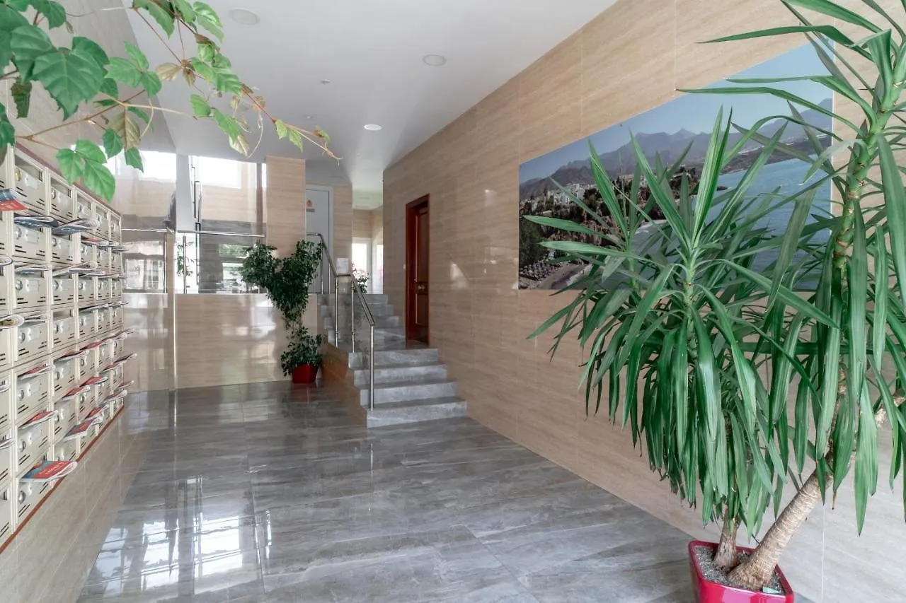 Gaviota Central Living Casasol Nerja 0*,